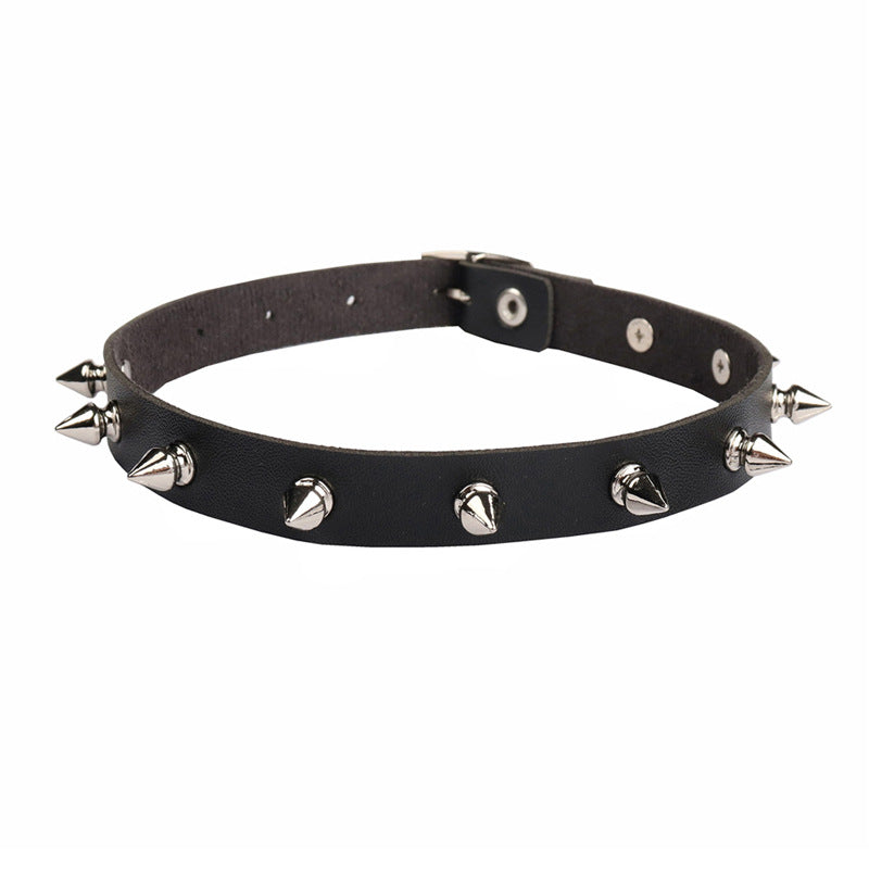Punk Dark Pointed Rivet Leather Personalized Collar
