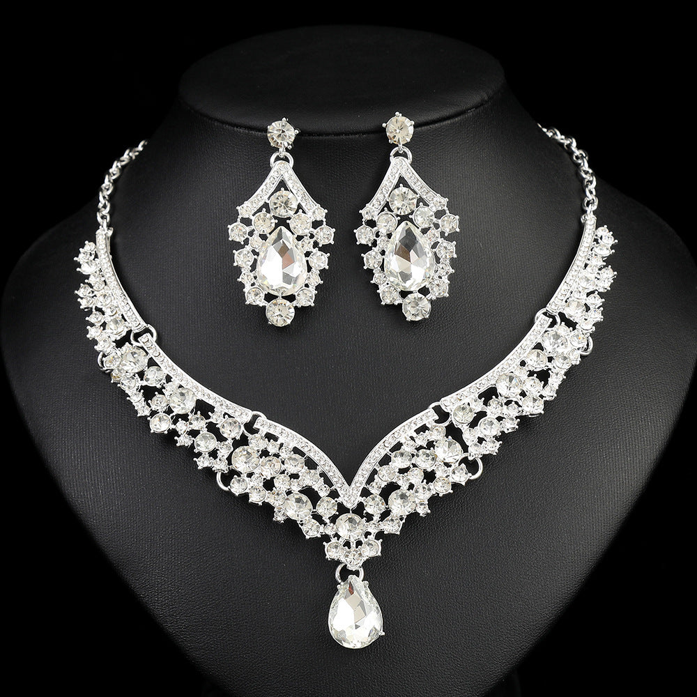 Vintage Exaggerated Luxury Crystal Banquet Formal Necklaces