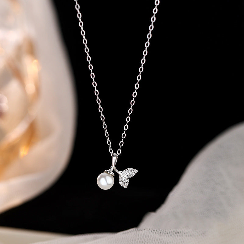 Women's Light Luxury Minority Design Style Fashion Simple Exquisite Refined Grace Necklace