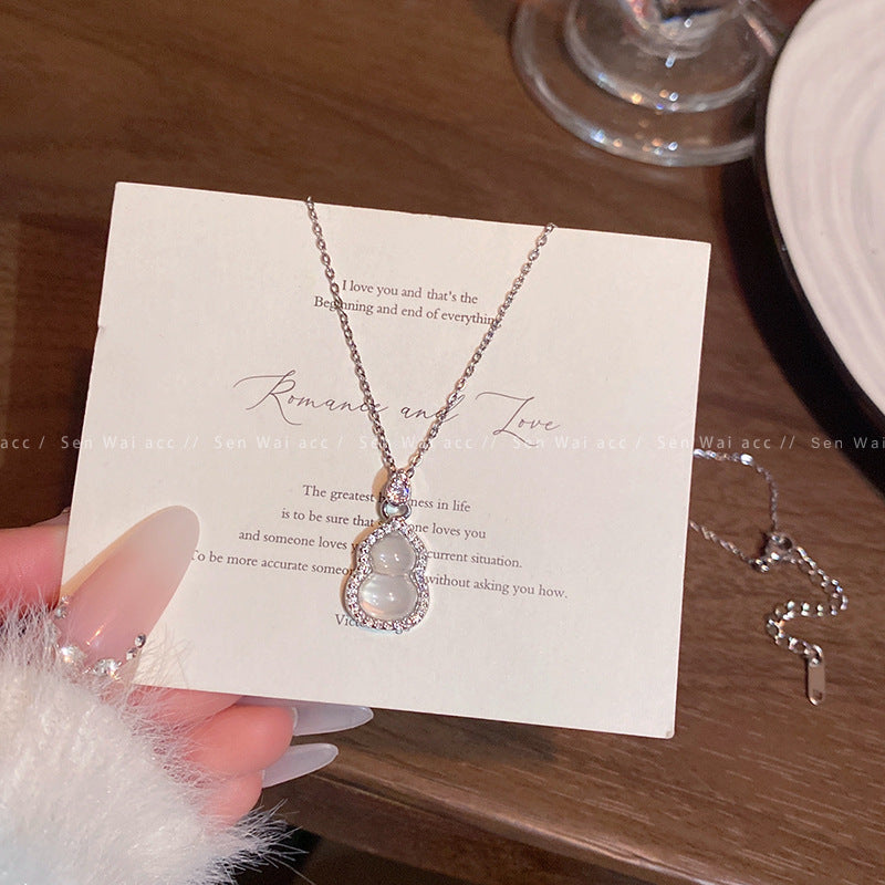 Women's Gourd Light Luxury Minority Elegant High-grade Clavicle Necklace