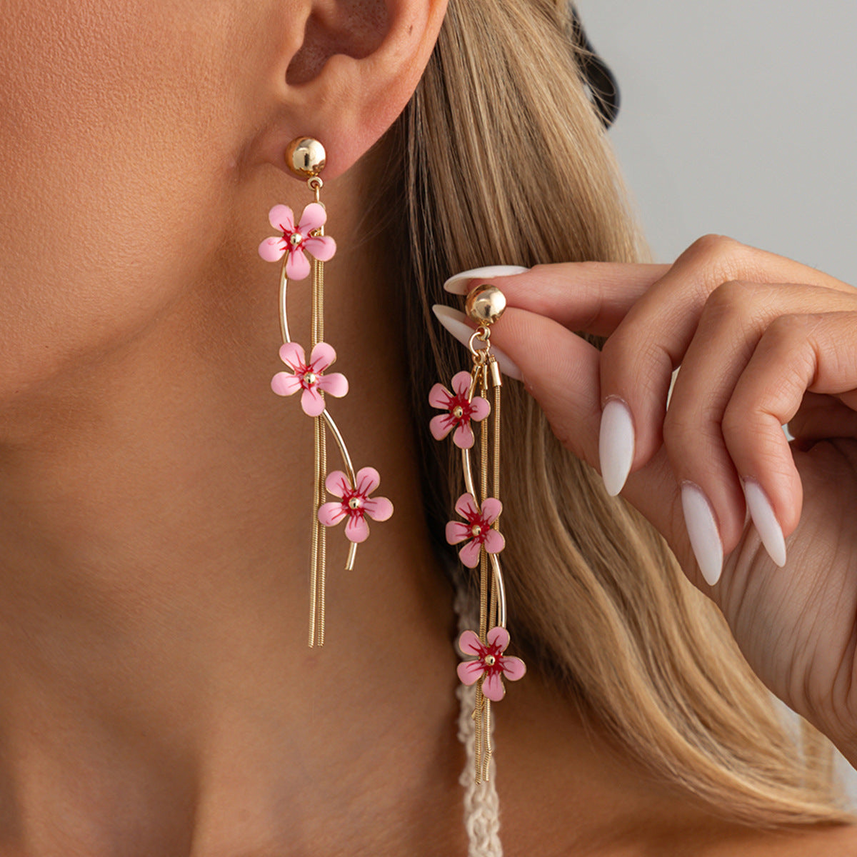 Design Sense Colorful Oil Flower Fashion Metal Chain Stud Earrings