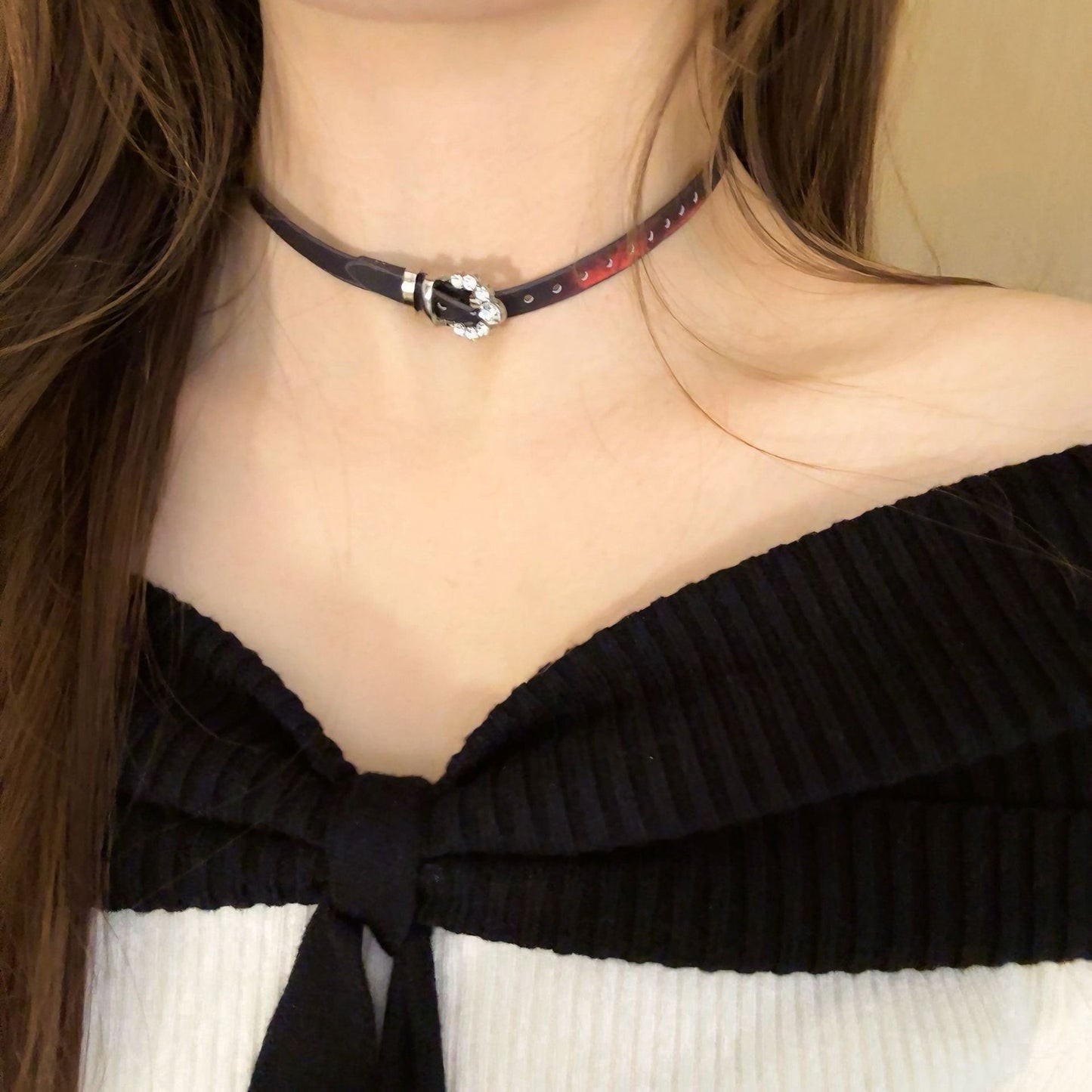 Hot Style Buckle High-grade Sense Leather Necklaces