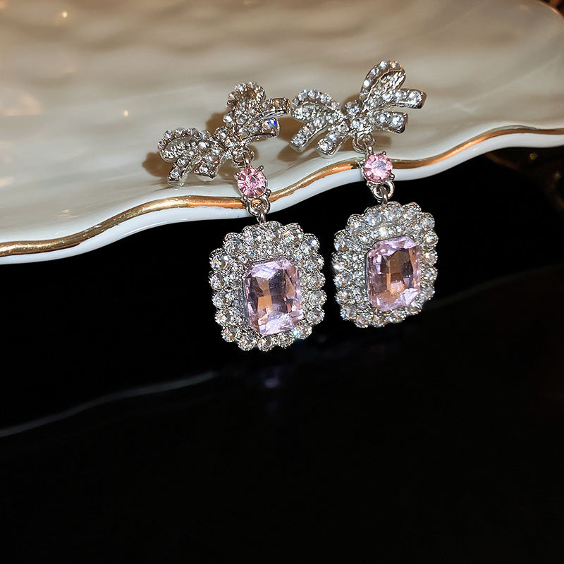 Women's Style Banquet Luxury Geometric Water Drop Light High-grade Party Earrings