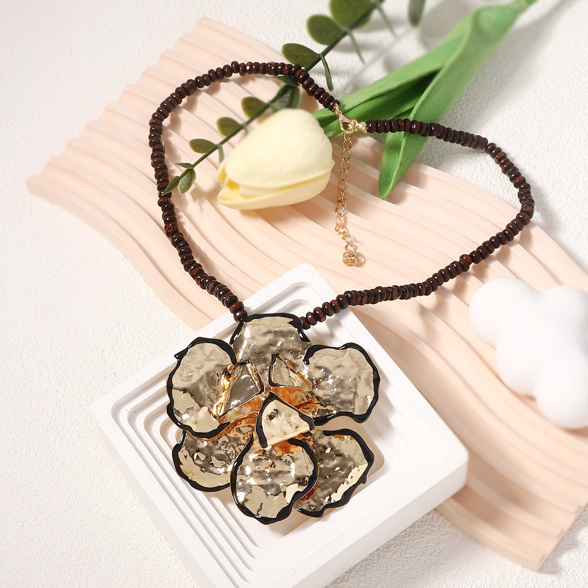 Black Edge Metal Large Flower Ear Necklaces