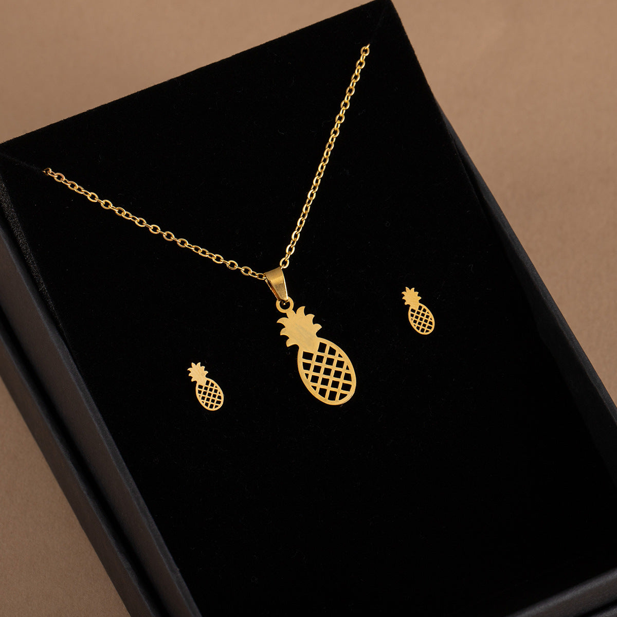 Stainless Steel Design Fashion Suit Metal Style Geometric Heart Necklaces