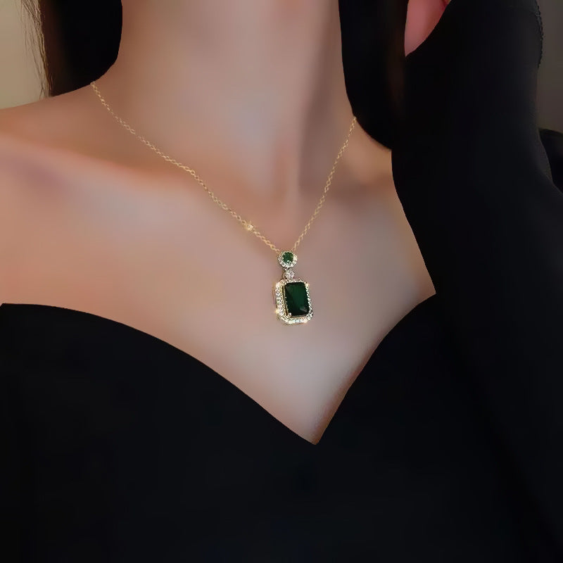 Charming Fashion Light Luxury Temperament Female Necklaces