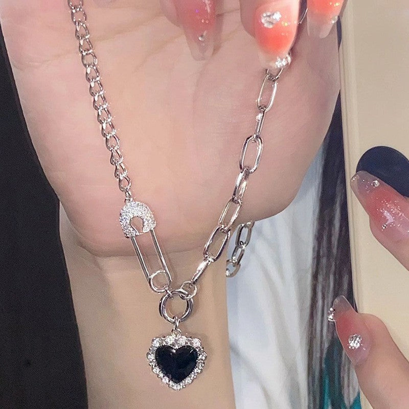 Love Female Pin Full Diamond Personalized Fashionable Clavicle Necklace