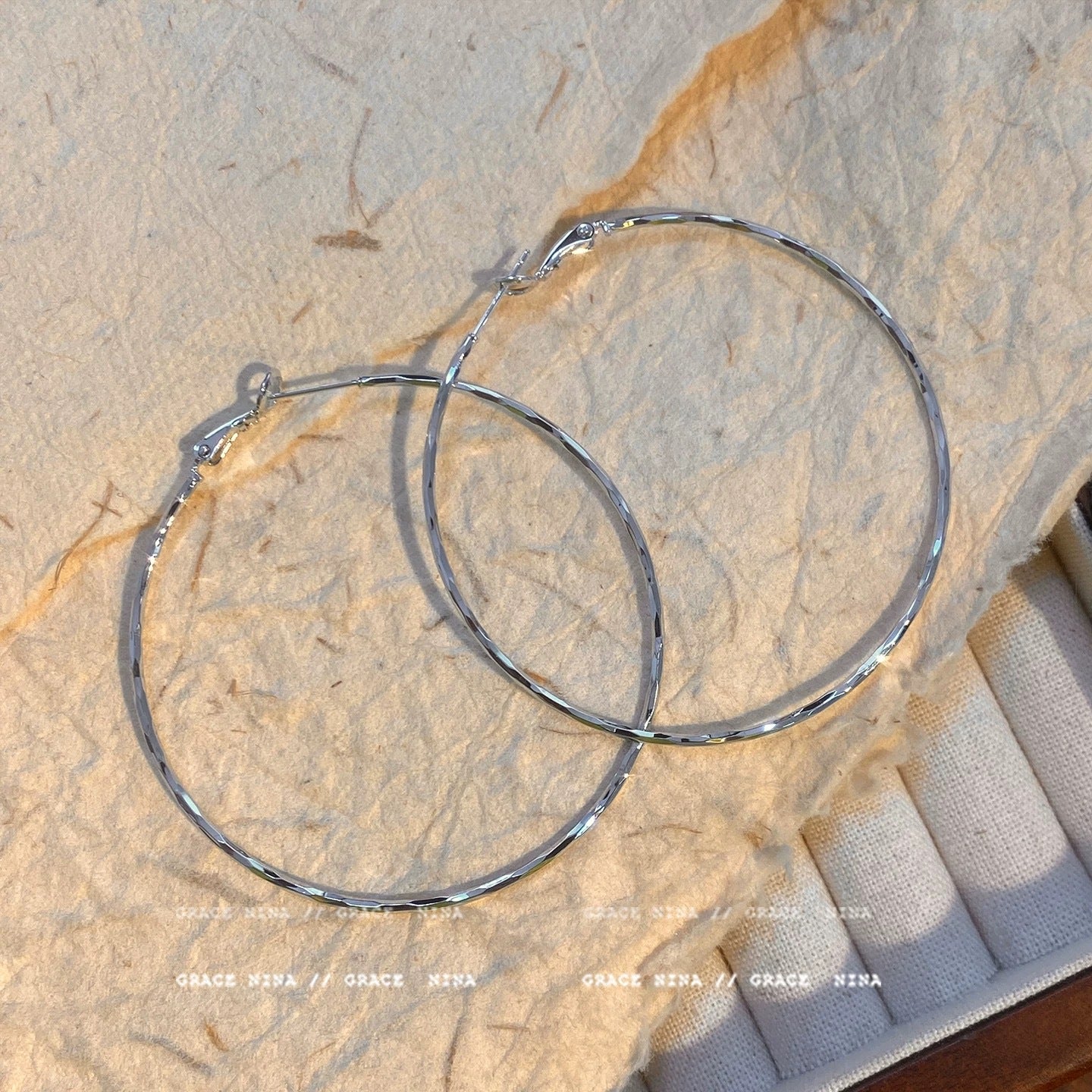 Women's Light High-grade Simple Exaggerated Big Ear Smart Bracelets