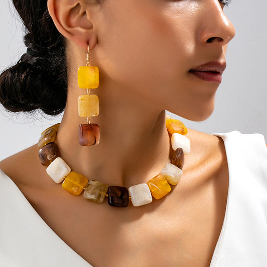 Women's Retro Amber Square Beaded Vintage Style Earrings