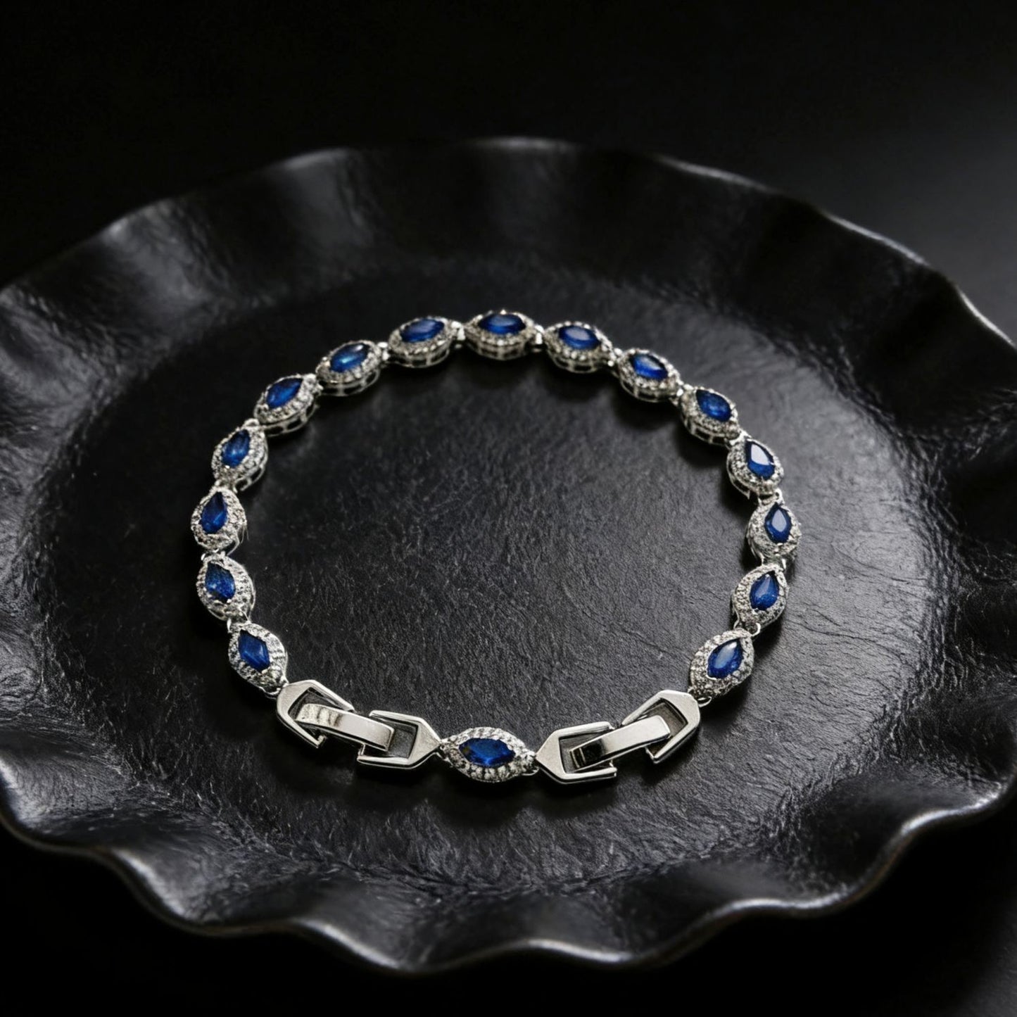 Women's Ruby Horse Eye Light Luxury High-grade Full Diamond Bracelet