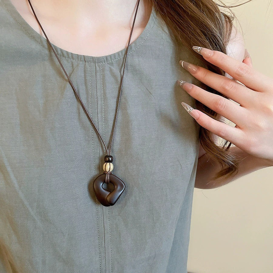 Women's Irregular Resin Style Long Sweater Chain Niche Design Necklace