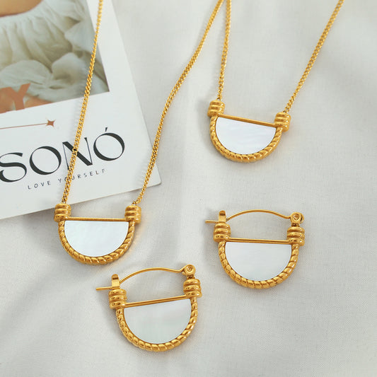 French Design Retro Thick Cut White Shell Jewelry Set