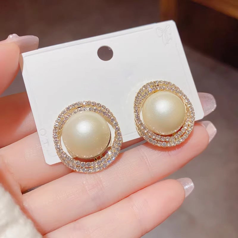 Women's Gold Rhinestone Large Pearl Light Luxury Temperament Stud Earrings