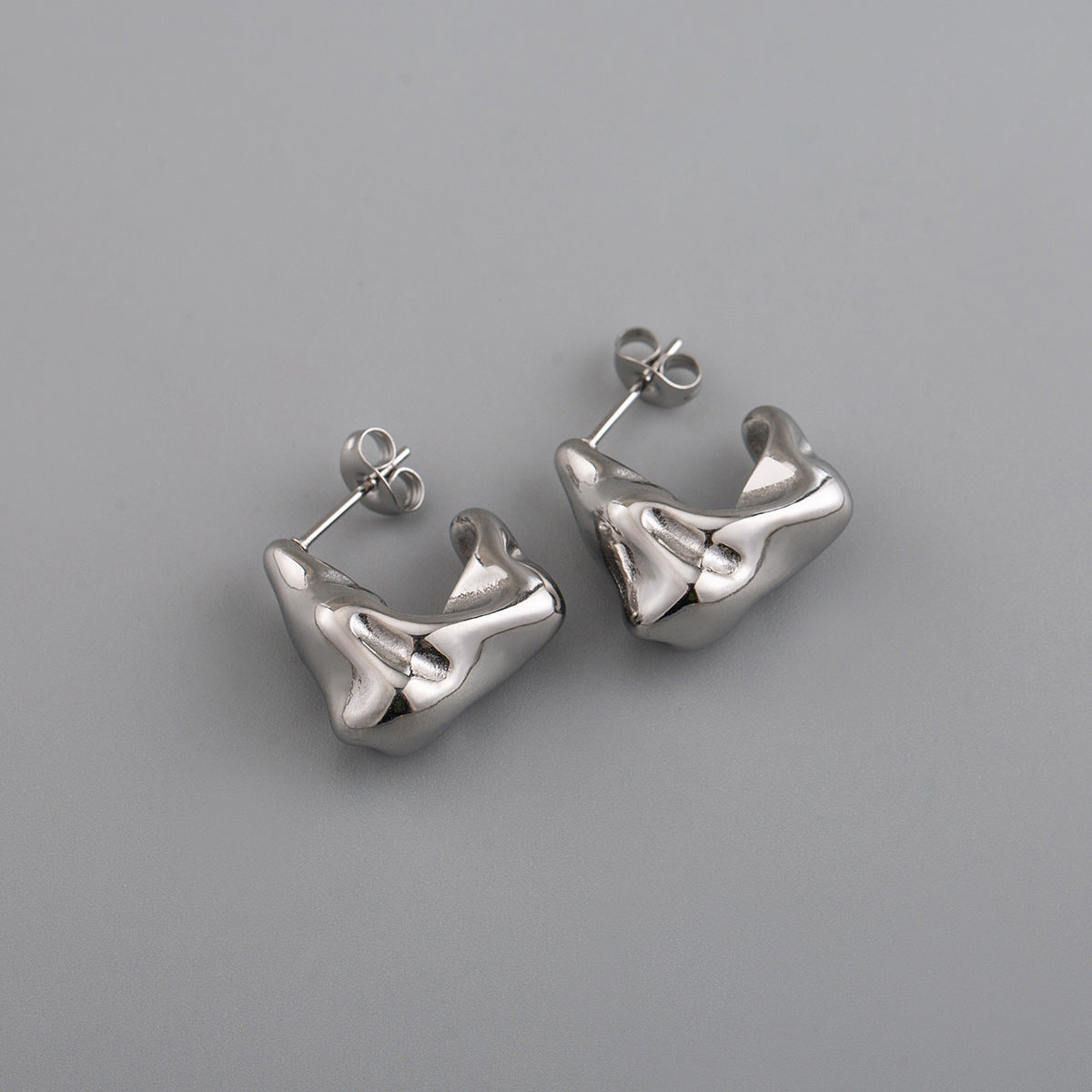 Women's Vacuum Electroplating Water Drop Ear Geometric Round Elegant Earrings