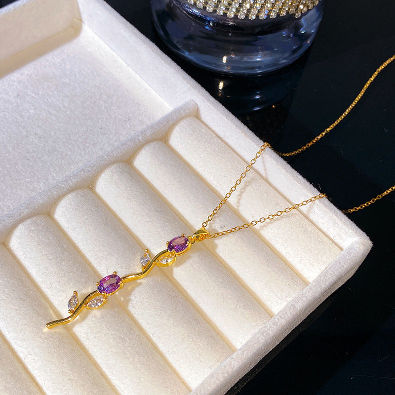 Women's Rose Fashion Simple High Sense Clavicle Necklace