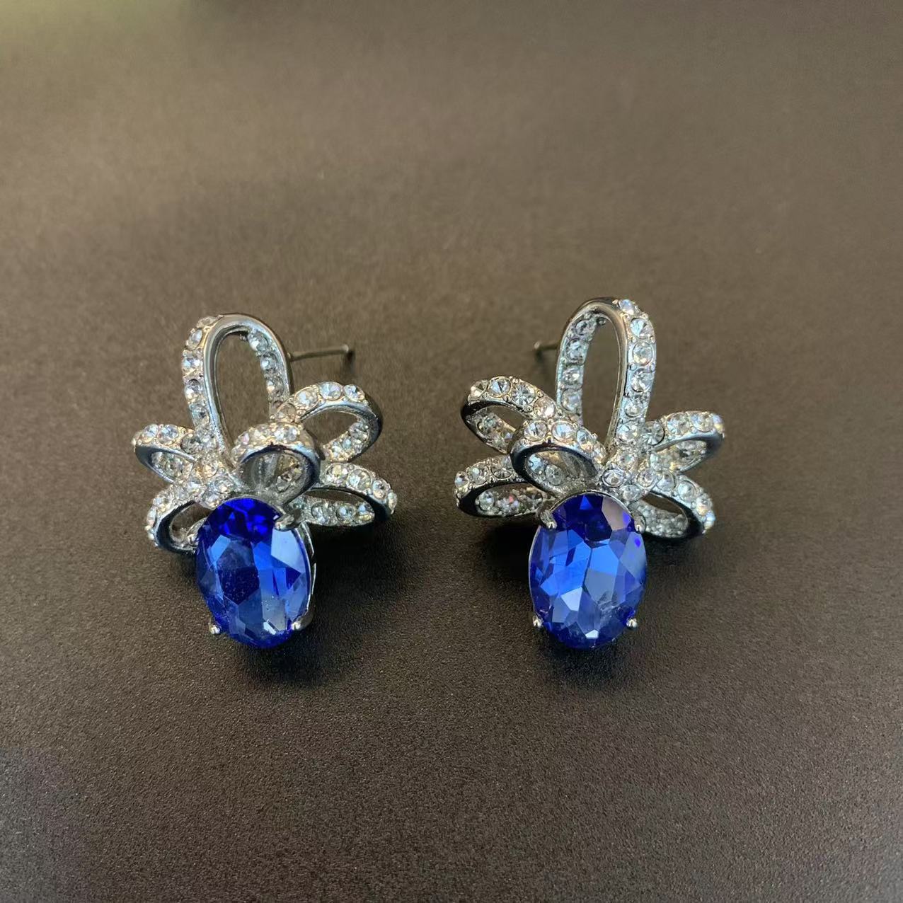 Fashion Temperament Ear Collection Artistic Retro Jewelry Set