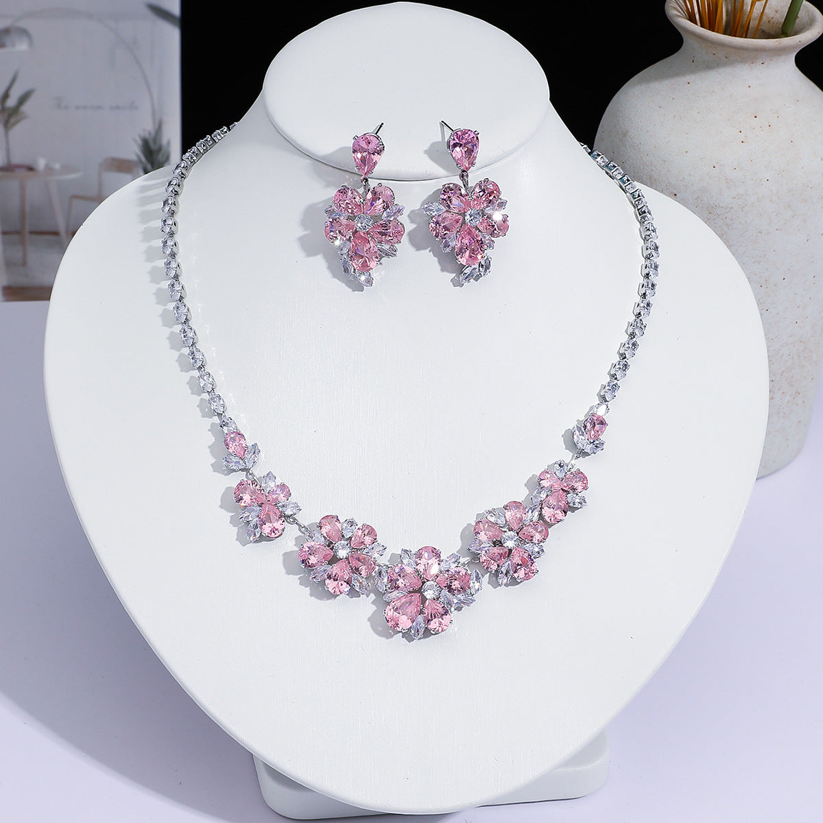 Full Diamond Drop-shaped Temperament The Dinner Party Jewelry Set