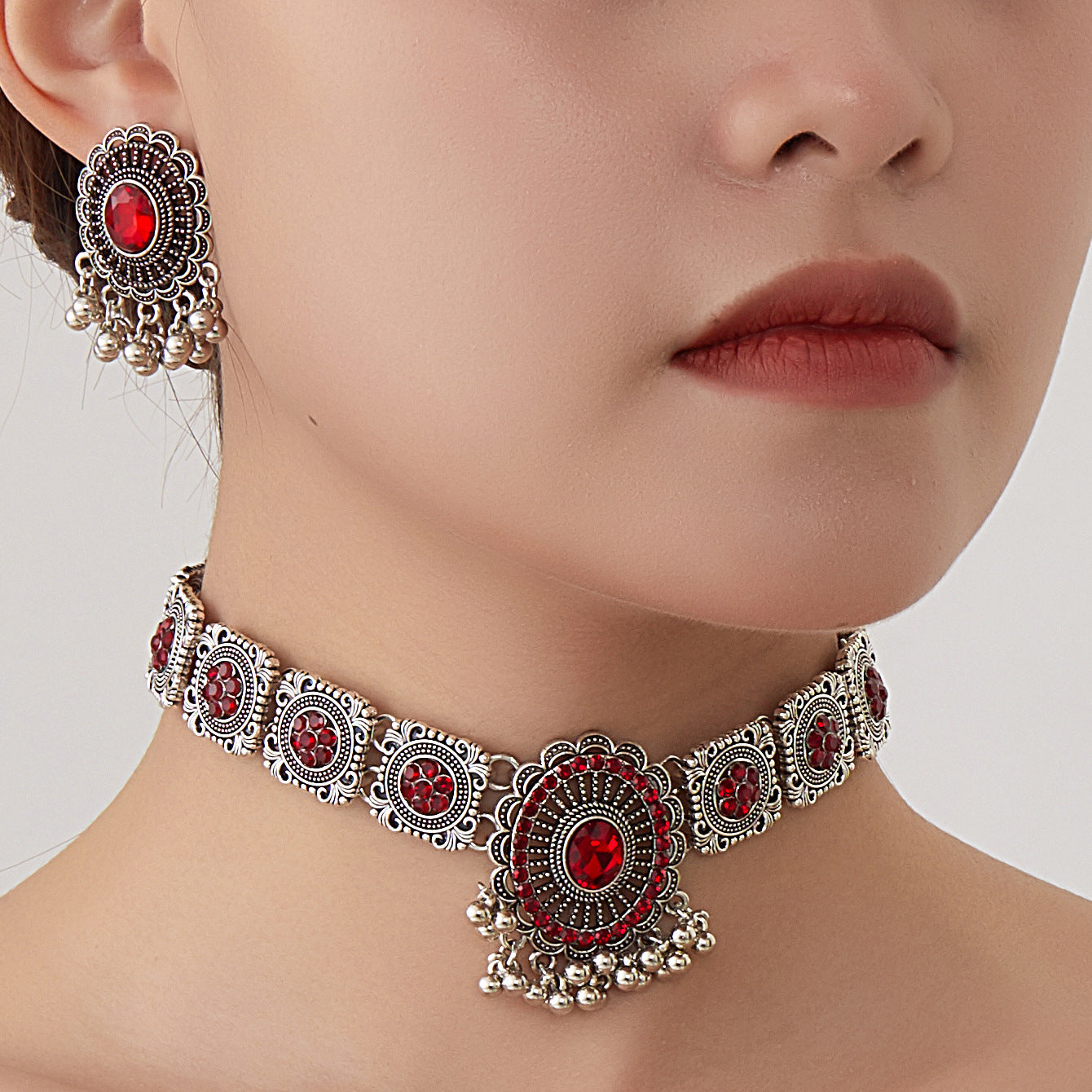 Indian Style Drop-shaped Diamond Beads String Jewelry Set
