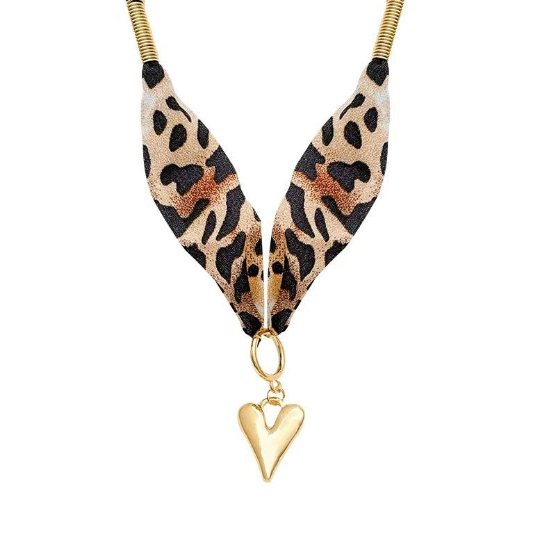 Hot Leopard Print Female Sweet Cool Fashion Personality Love Clavicle Pendants