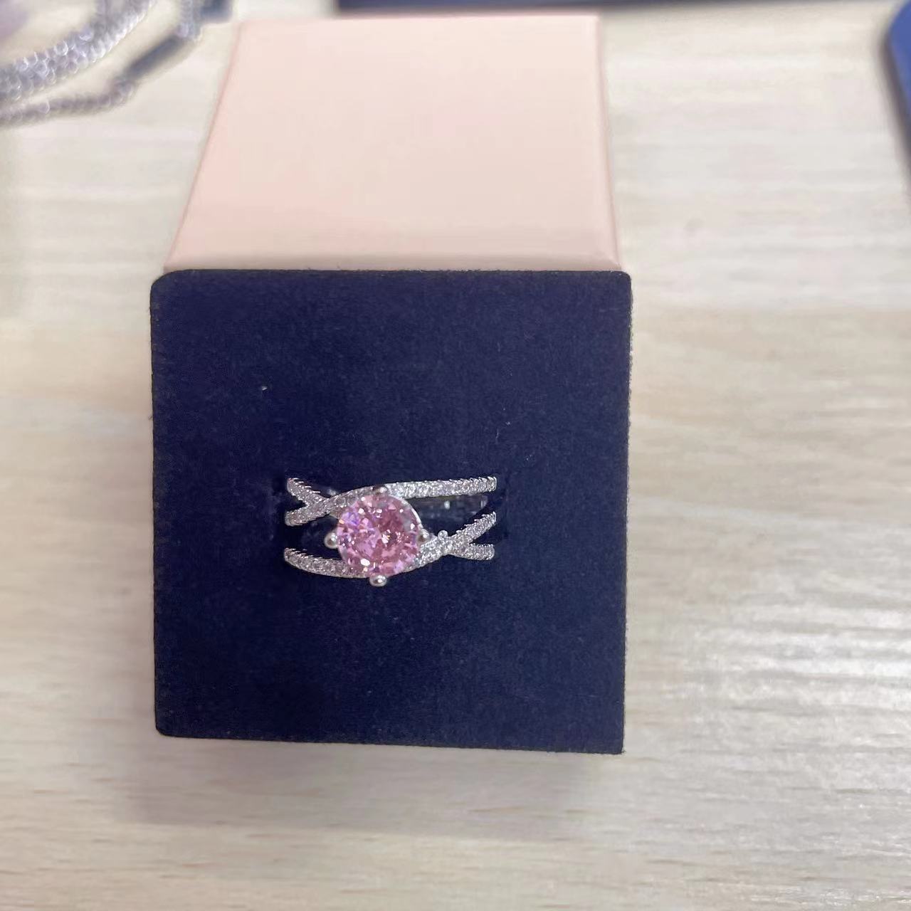 Streaming On Moissanite Female Affordable Luxury Fashion Rings