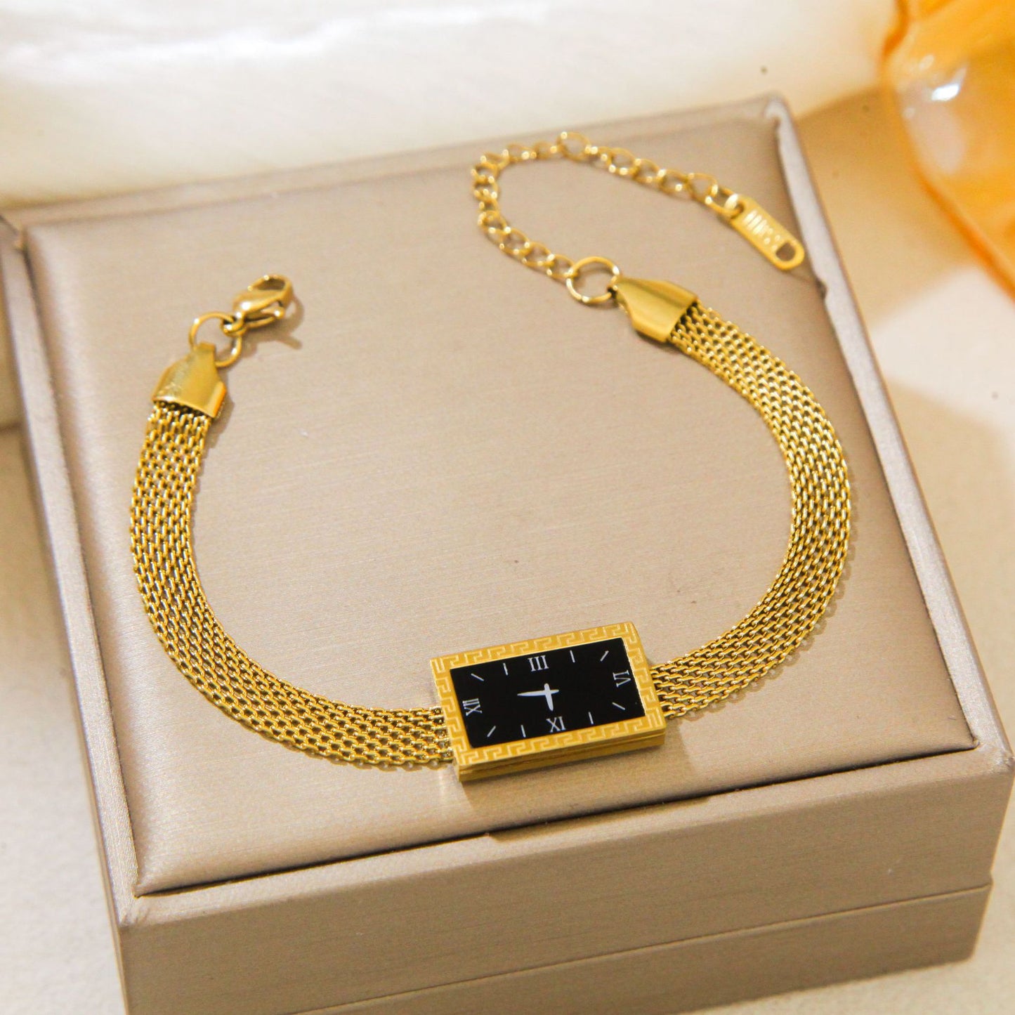 Dial Full Body Titanium Steel Real Gold Plating Light Luxury Bracelets