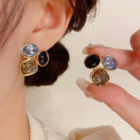 Simple Temperament Fashion Light Luxury High-grade Exquisite Color Geometric Zircon Stud Earrings