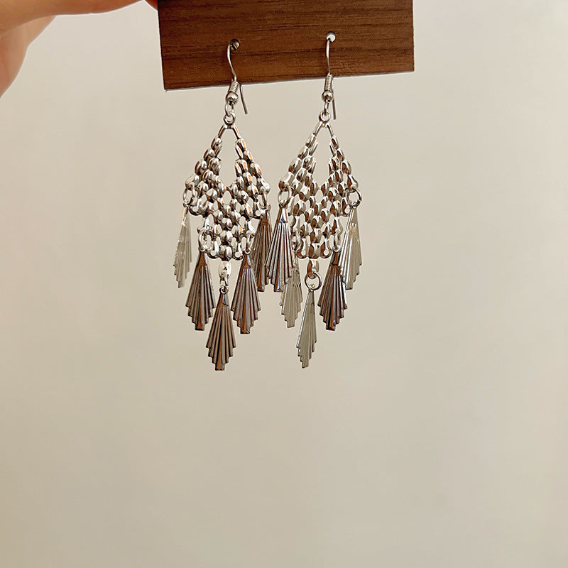 Women's High-grade Metal Sequins Tassel Light Luxury Earrings