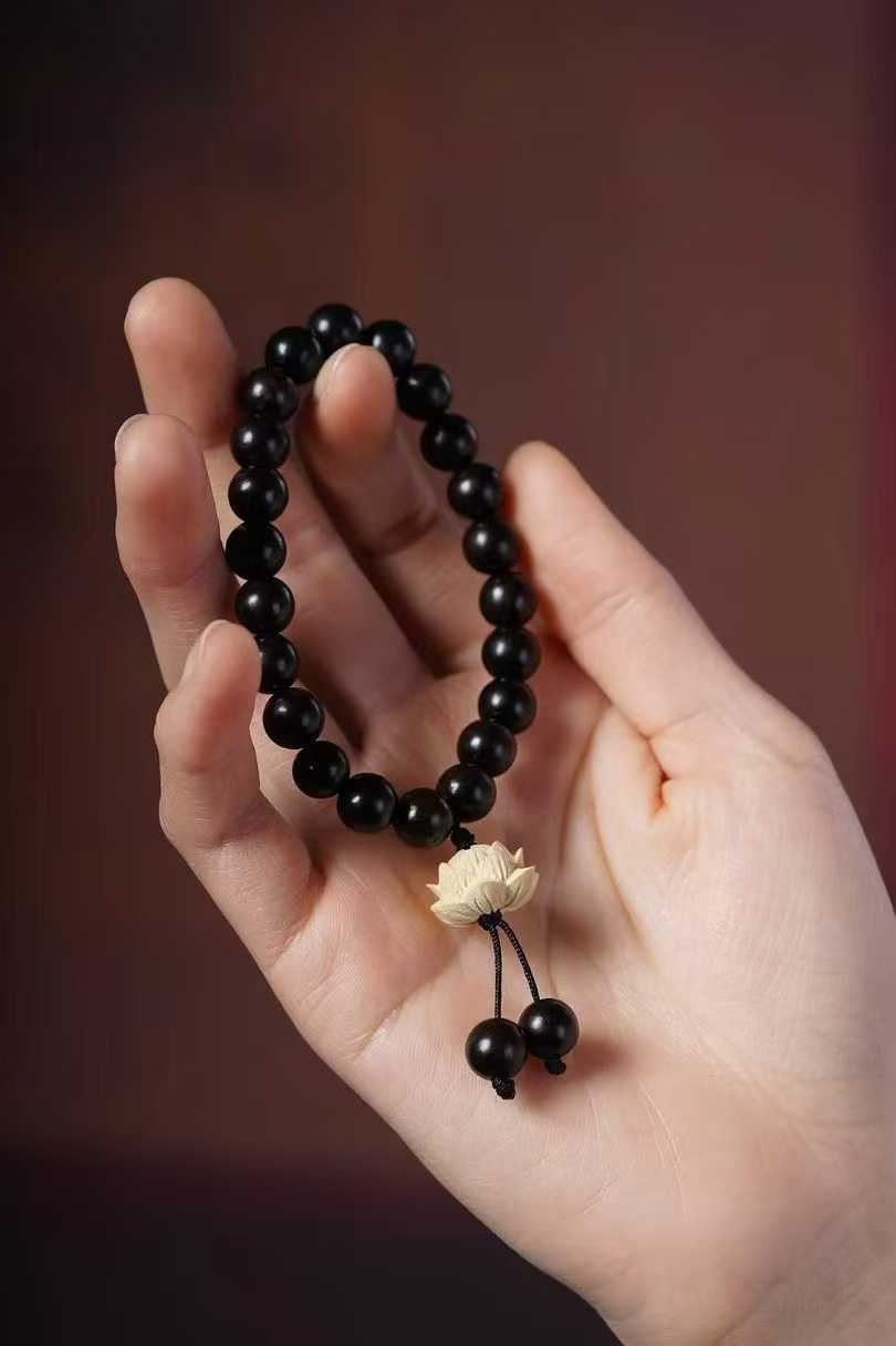 Chinese Natural Green Sandalwood Rosary Beads Argentina Wooden Bracelet