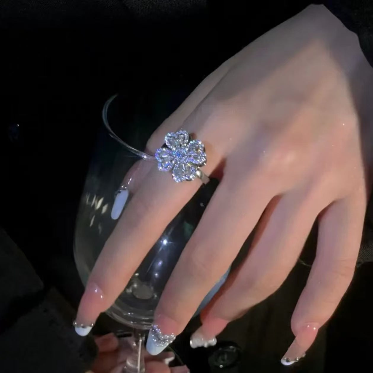 Four-leaf Flower Fashionable Exquisite High-grade Full Ring