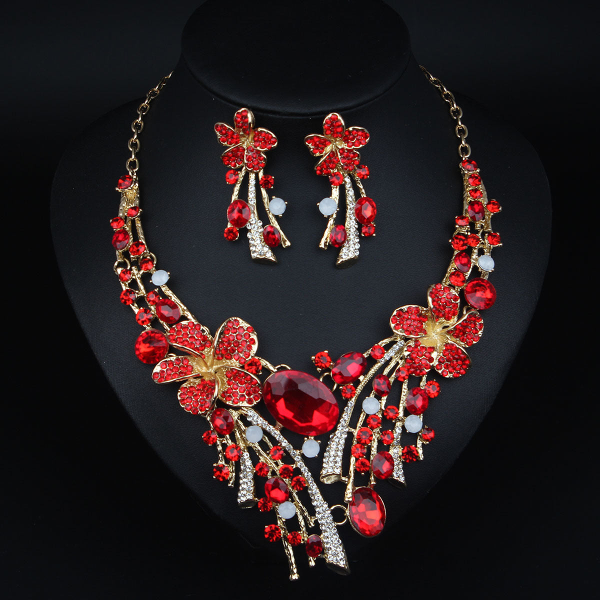 Exaggerated Crystal Flower Color Suite Bridal Banquet Necklace