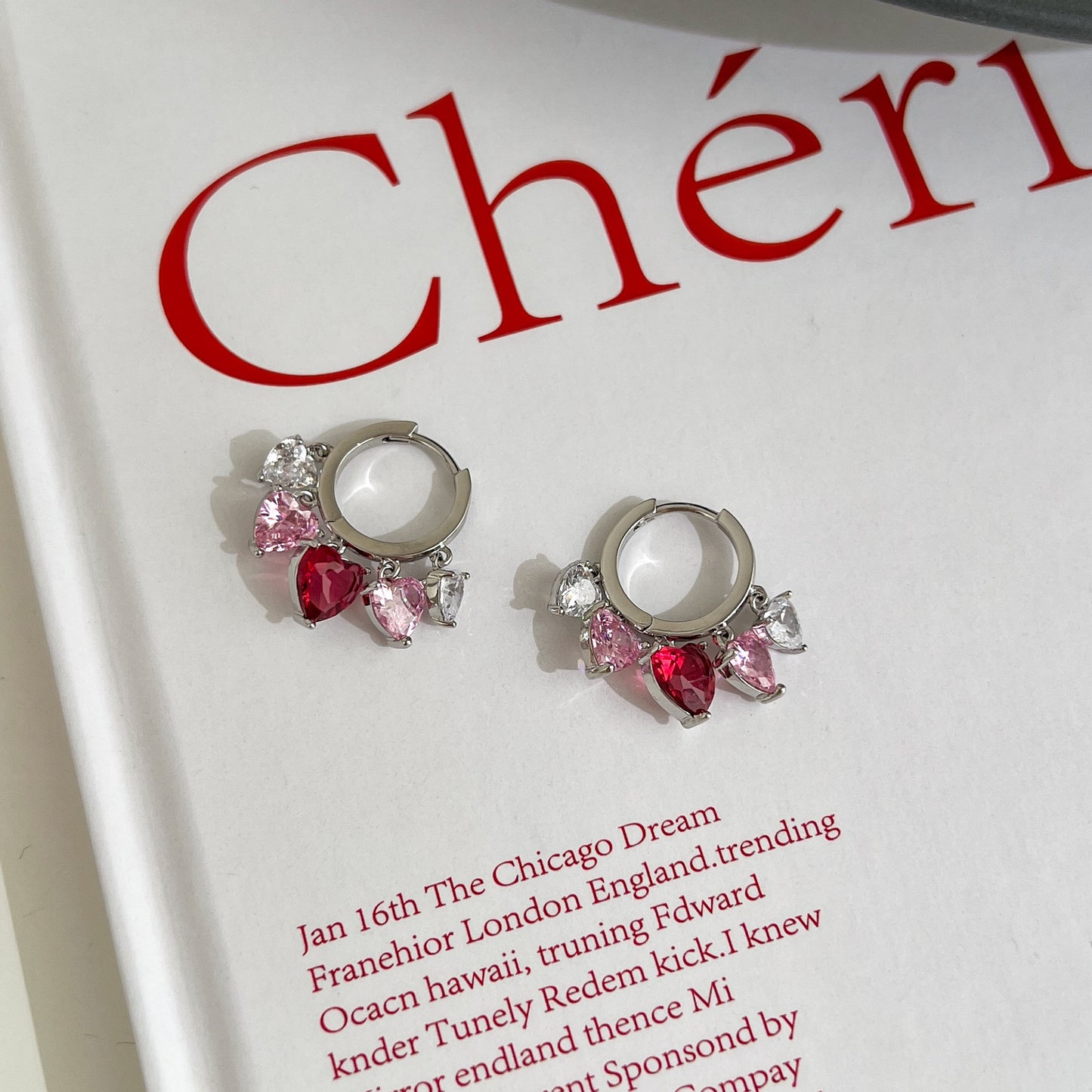 Women's Loving Heart Zircon Ear Cold Style Niche Design Clip Hard Rings