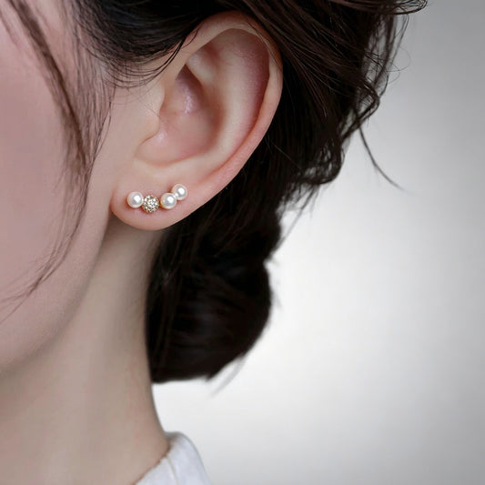 Smile Word Pearl Female High Sense Ear Earrings