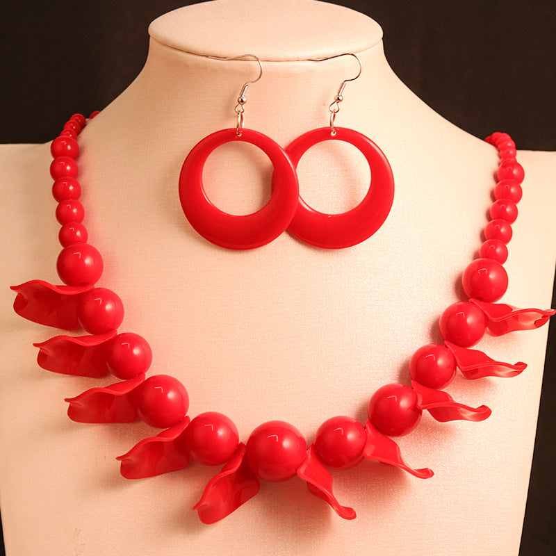 Women's Beaded Petal High Profile Retro Set Necklaces