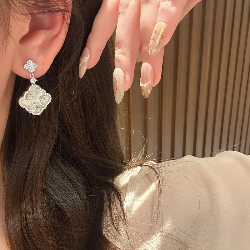 Women's Flower Fritillary Zircon Ear Light Luxury Minority High Sense Earrings