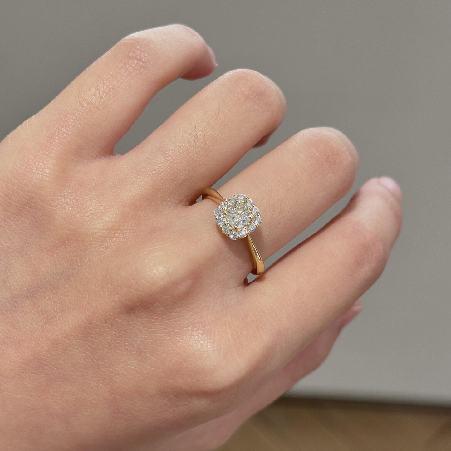Cube Simulation Moissanite Surrounded With Eight Hearts Arrows Open-end Rings