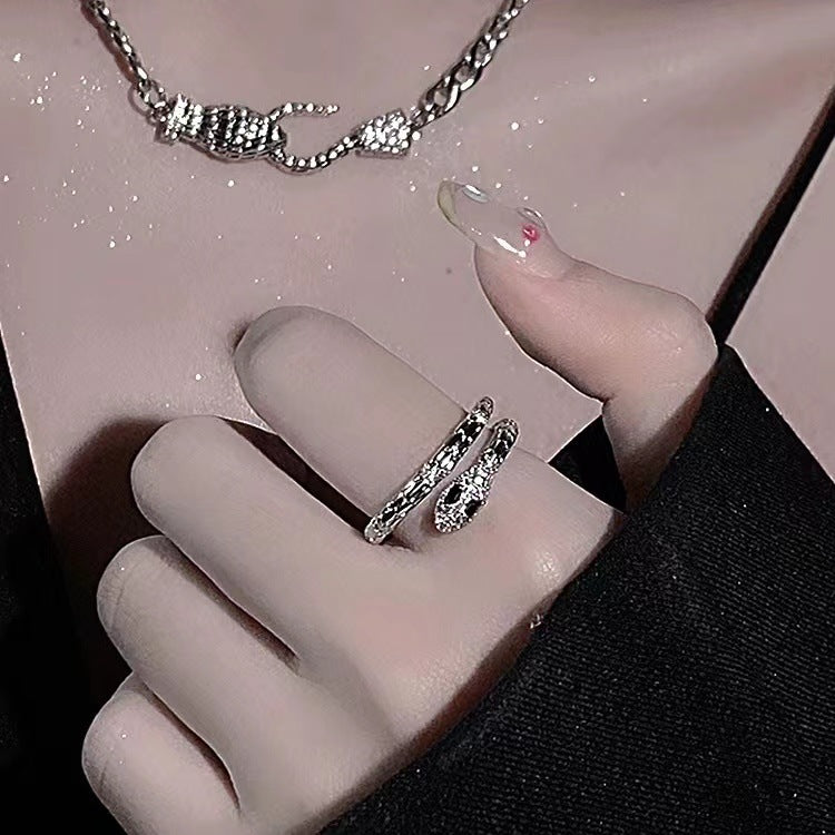 Snake Female Design High Sense Couple Fashion Personalized Index Finger Ring