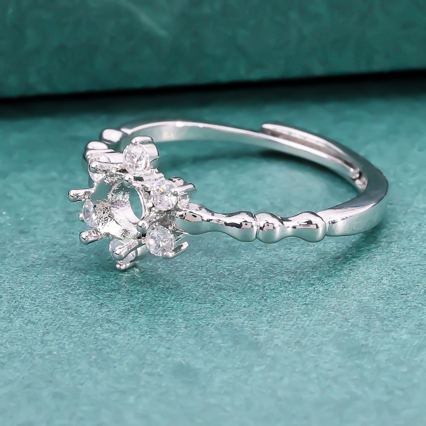 Inlaid Round Pointed Bottom Chinese Diamond Personality High Ring