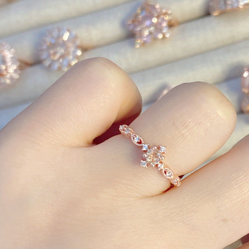 Palace Rose Golden Lace Hollow Open End Expensive Rings