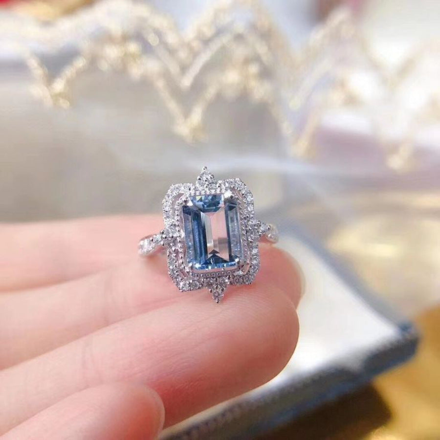 Women's Fashion Alloy Inlaid Zircon Engagement Ring