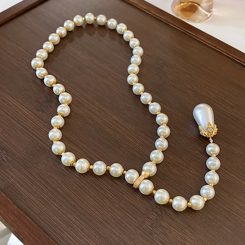 Pearl Twin Clavicle Chain Light Luxury Necklaces