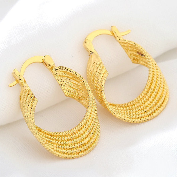 Women's Two-color Small Carved Electroplated Exaggerated Cutout Earrings