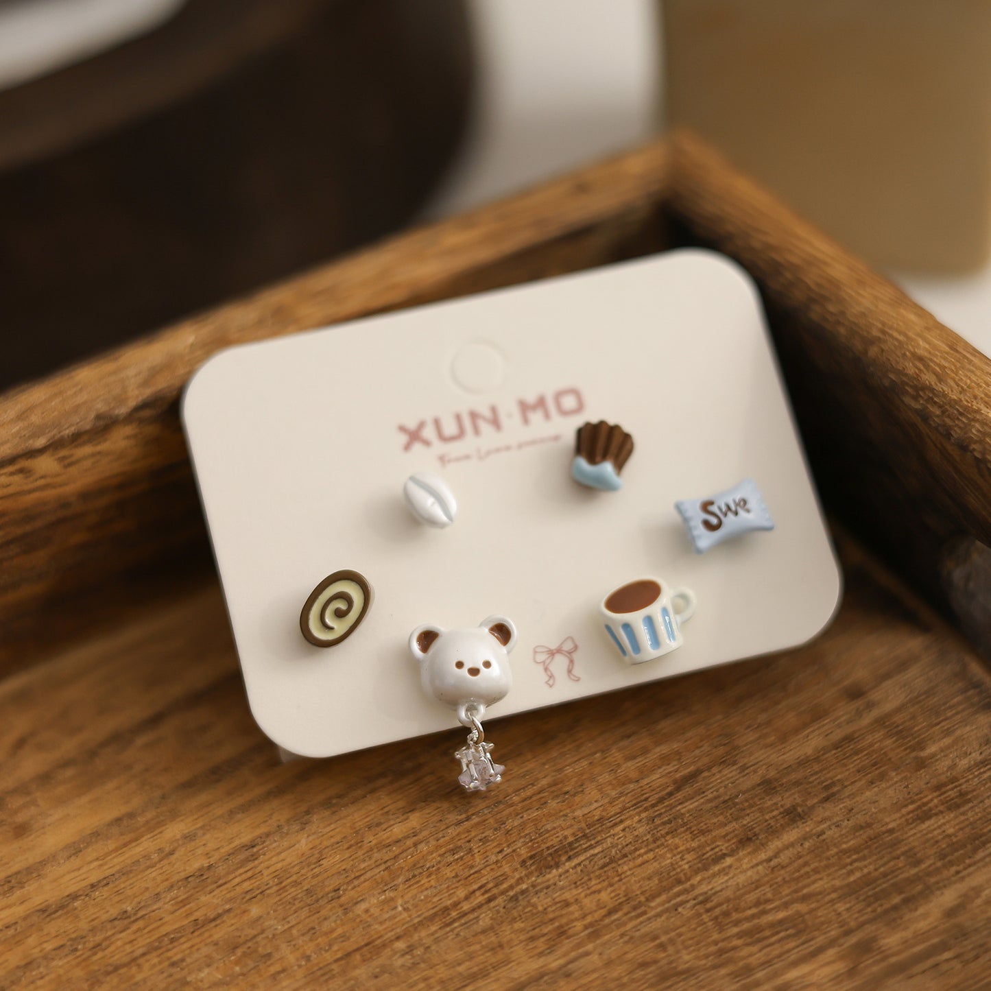 Women's Biological Porcelain Light Luxury High-grade Sleeping No Need To Take Stud Earrings