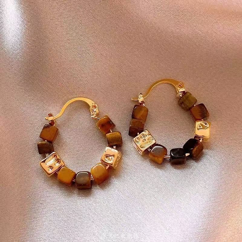 Women's Retro Tiger Eye Color Ear Clip Affordable Luxury Earrings