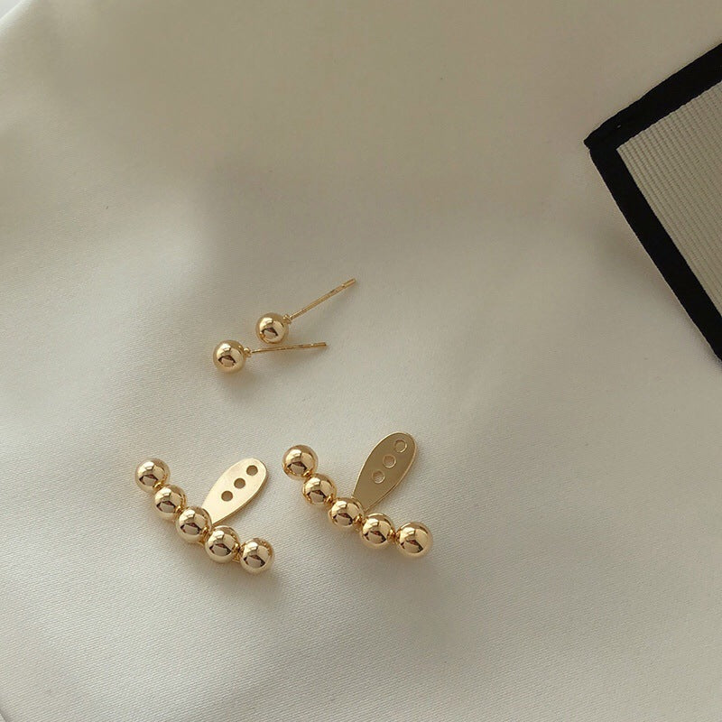 Women's Trendy Metal Retro Style Hepburn Graceful Earrings