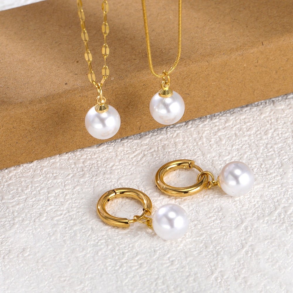 Women's Sense Simple Commute Clavicle Chain Titanium Steel No Jewelry Set