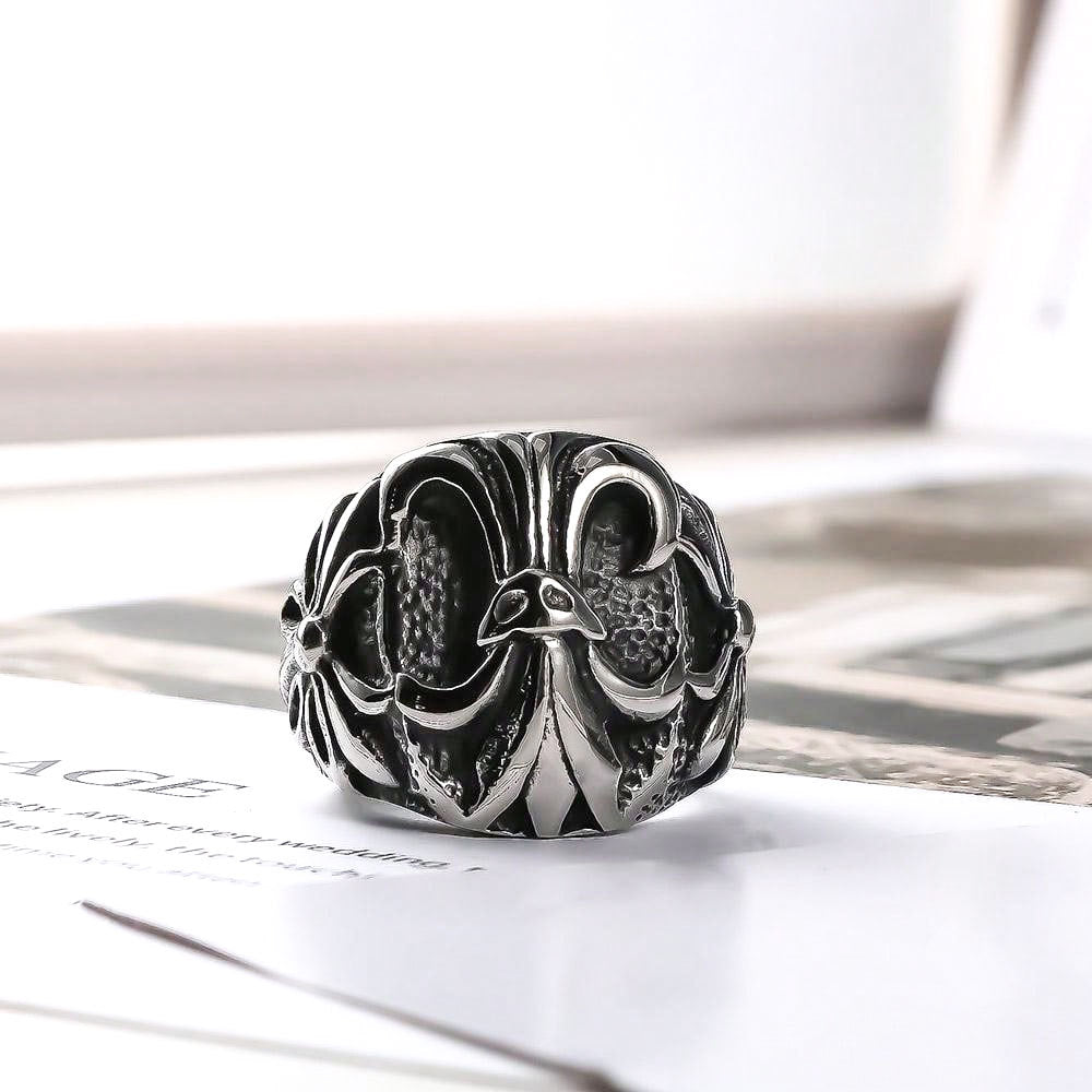 Men's Mysterious Pattern Titanium Steel Personality Retro Rice Character Design Fashion Rings