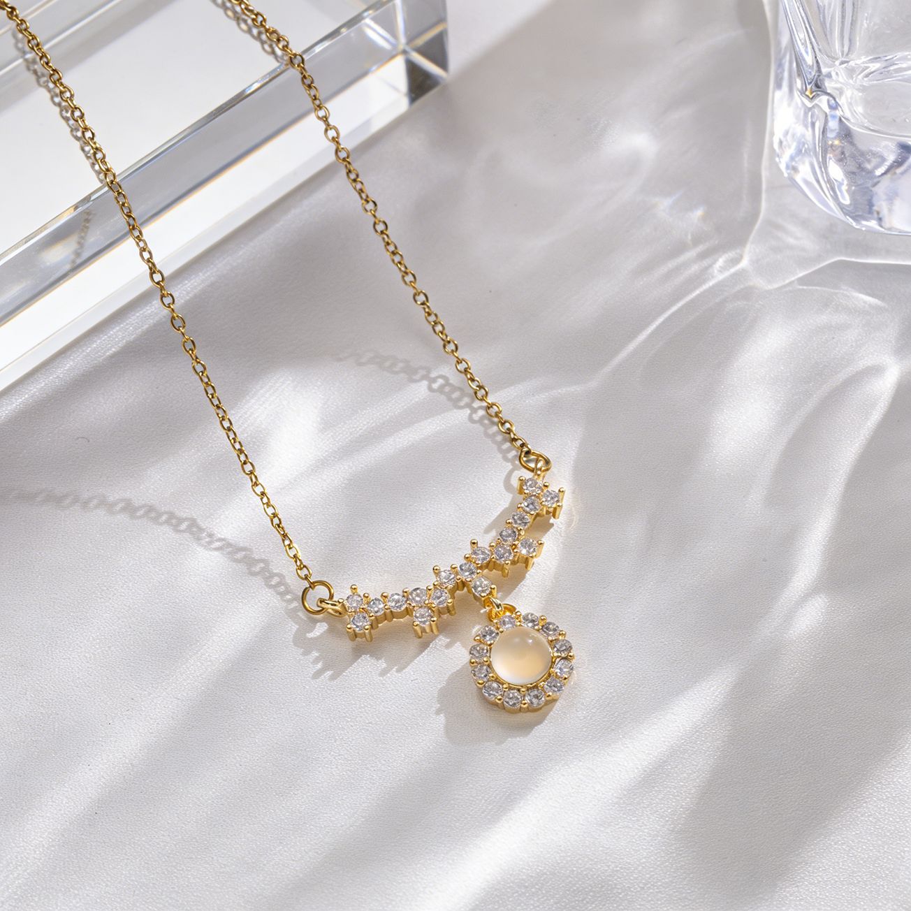 Style Blue Water Angel Tears Female Fashion Design Sense Clavicle Necklace