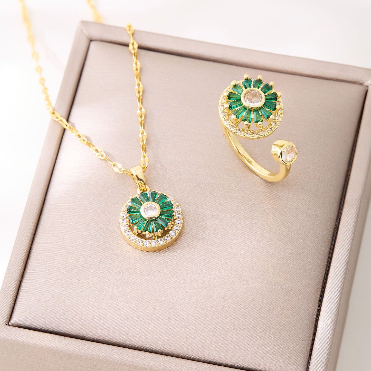 Stainless Steel Chain Waterproof Durable Colorfast Jewelry Set