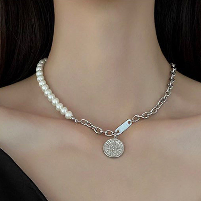 Women's Stitching Heart Clavicle Chain Light Luxury Necklaces