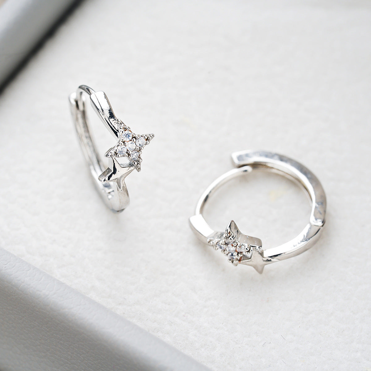 Temperament Ear Clip Light Luxury High Sense Simple Earrings